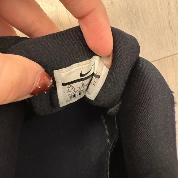 Nike Air Max - Picture 5 of 5